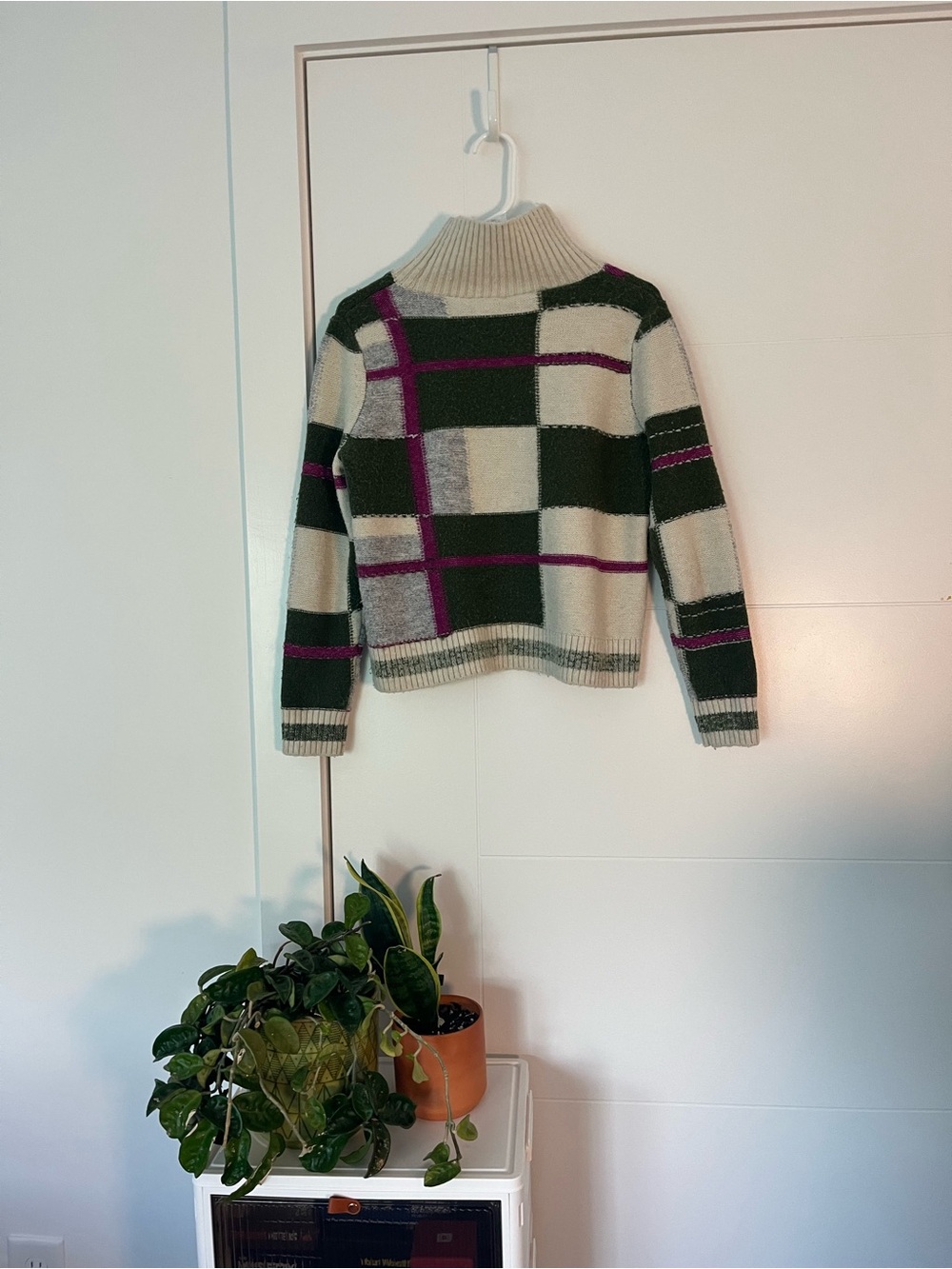 525 Turtleneck Plaid Knit Sweater in Cream, Green & Purple